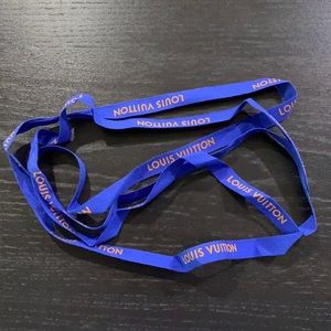 Louie Vuitton Ribbon AUTHENTIC